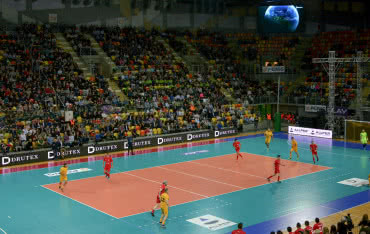 Drutex partnerem charytatywnego turnieju piłkarskiego "Świąteczne granie z Kubą"