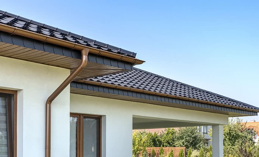 Zasady prawidłowego montażu systemu rynnowego 