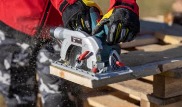 Elektronarzędzia akumulatorowe – niezastąpione na budowie 