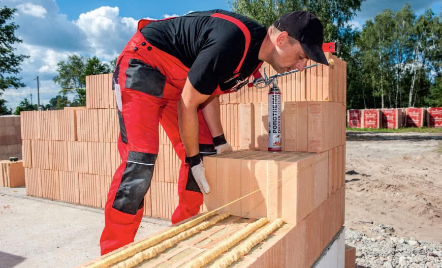Dlaczego warto budować dom z ceramiki poryzowanej? 