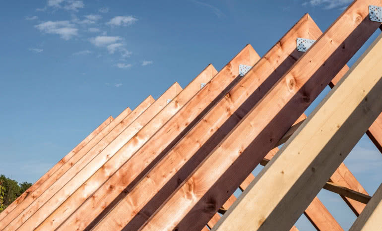 Więźba dachowa od A do Z: rodzaje, ceny, błędy, których musisz unikać