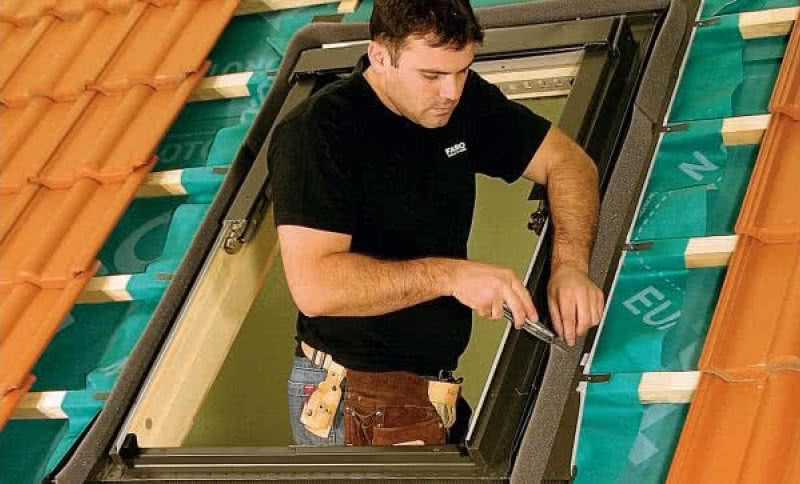 Jak i kiedy montować okna?