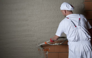 Jak tynkować ściany tynkami cementowo-wapiennymi?