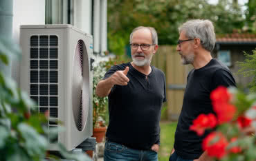 Pompy ciepła na celowniku fake newsów. Kto stoi za kampanią oszczerstw?