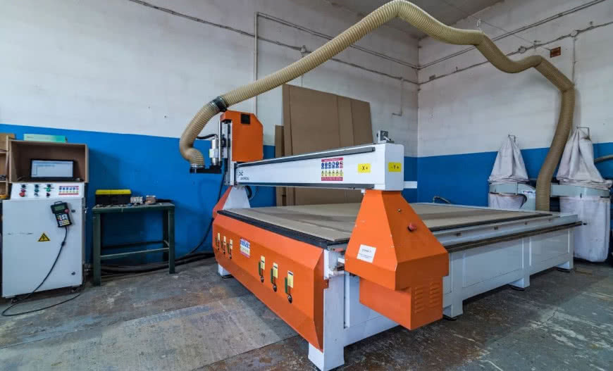 Donimet otworzył nowy park maszynowy 