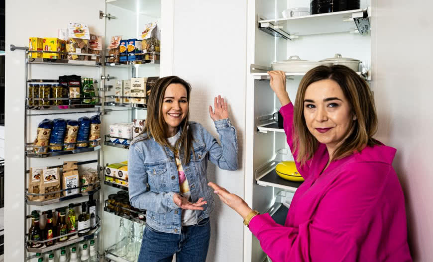 Jak zorganizować kuchenne szafki cargo?