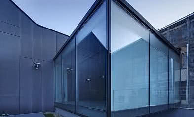 Architektoniczna perła - przeszklenia Saint Gobain Building Glass Polska w Krakowie