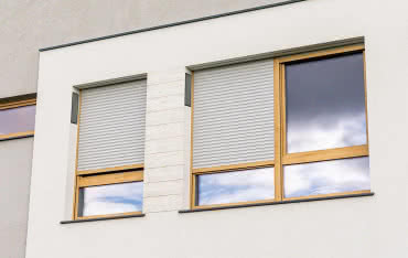 Nowość – napęd solarny STARCUS do rolet zewnętrznych