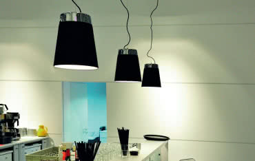 Jak zaplanować rozłożenie lamp, gniazd i łączników?