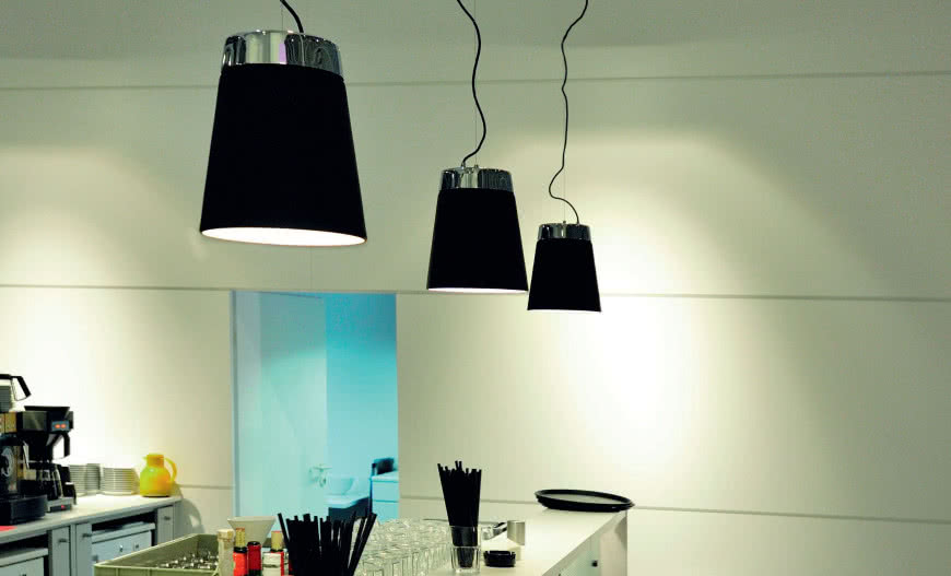 Jak zaplanować rozłożenie lamp, gniazd i łączników?