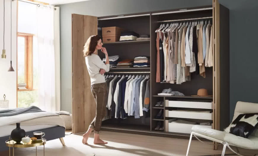 Najnowsze trendy wnętrzarskie w garderobach