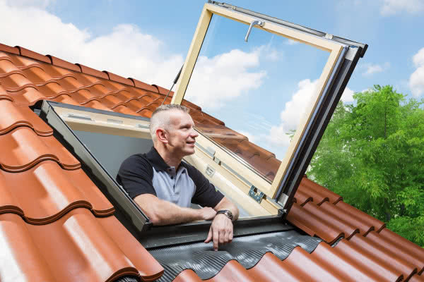 Okno wyłazowe termoizolacyjne FWP 