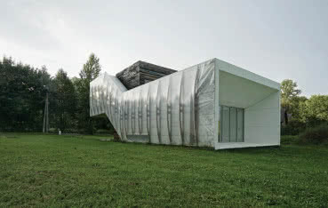 Wormhouse: zobacz, jak wygląda niesamowity dom-gąsienica 