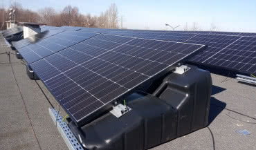 Lekki jak piórko, mocny jak beton. Oto nowy standard w montażu PV