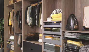 Przechowuj komfortowo - dobrze zaprojektowana garderoba