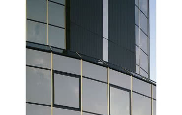 Szersza oferta kolorystyczna przeciwsłonecznego szkła Pilkington Reflite™