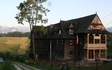 Opóźnienia w remoncie dachu Domu Ludowego