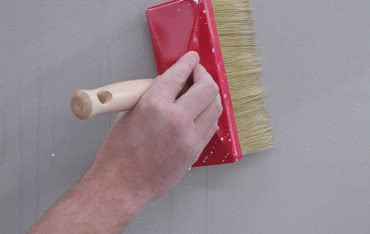 Jak przygotować ścianę do malowania?