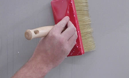 Jak przygotować ścianę do malowania?