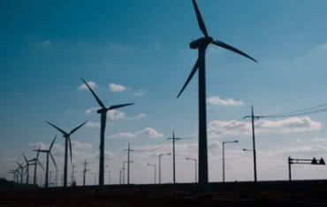 Ograniczenie dotacji na budowę wiatraków