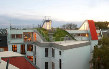 Oryginalna konstrukcja dachu apartamentowca w Kopenhadze