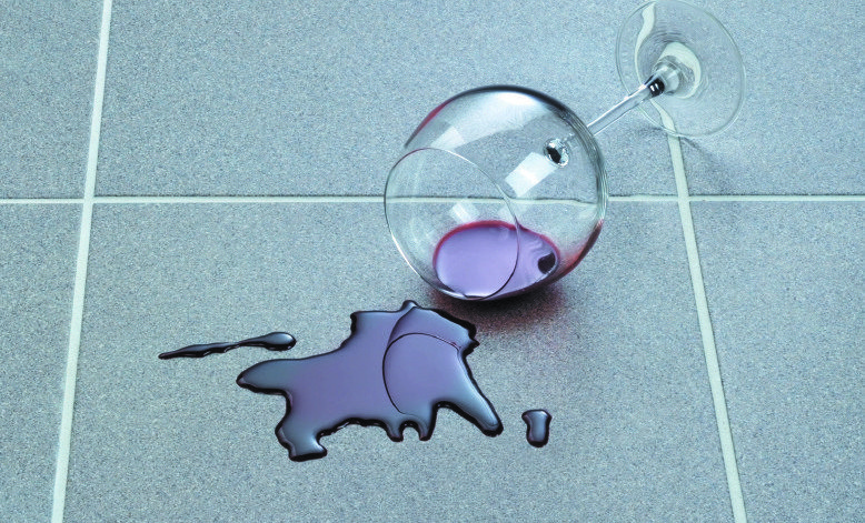 Jak czyścić i konserwować podłogi ceramiczne oraz kamienne?