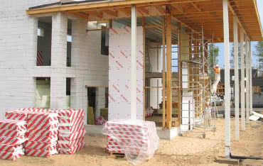 Dom szkieletowy: na co zwrócić uwagę przy ocieplaniu?