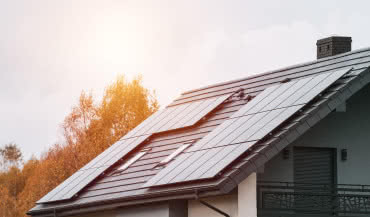 Fotowoltaika się wyłącza w słoneczne dni? Sprawdź, co jest przyczyną