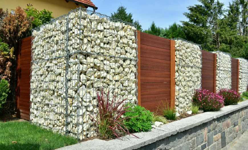 Ogrodzenia gabionowe: czym są, jakie mają zalety i zastosowania?