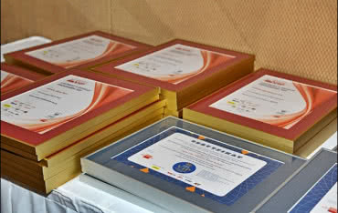 Przyznano nagrody w programie VIP Innowacyjna Stolarka 2012