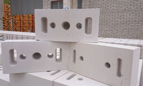 Bloczek silikatowy SILIKAT F25 Grupy SILIKATY - mocniejszy niż dotychczas