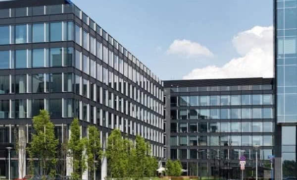 Harmony Office Center II – nowoczesność biura w parkowym otoczeniu