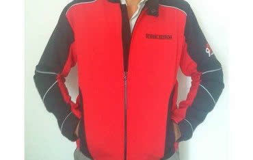 Limitowana edycja kurtek dla sympatyków marki z okazji 90-lecia Stiebel Eltron