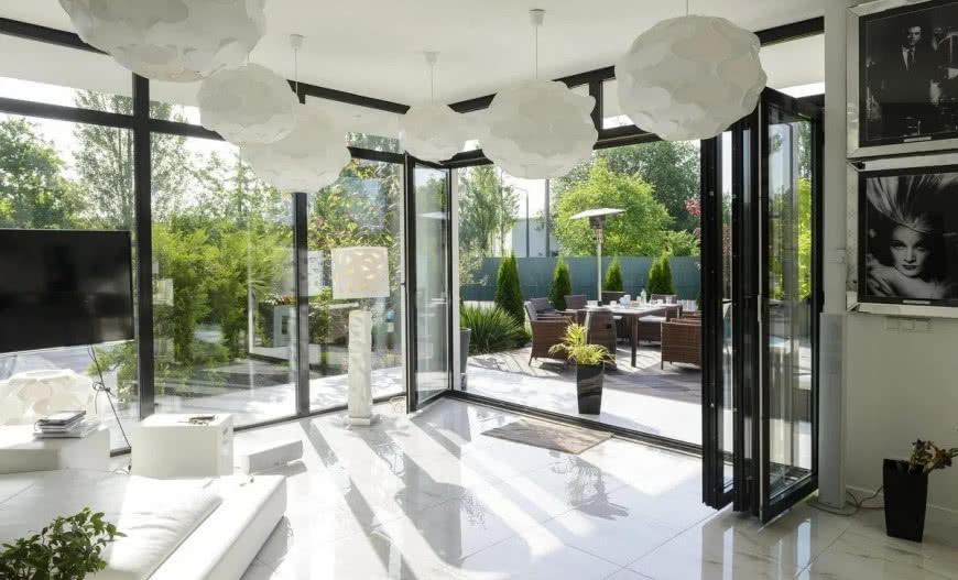 Modne wyjście na taras - idealne nie tylko latem