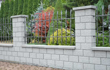 Prawo a budowa ogrodzenia