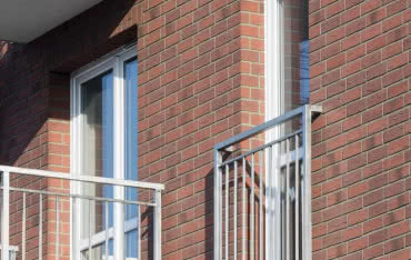 Zalety płytek Elabrick: prosty sposób na efektowną elewację i wnętrze