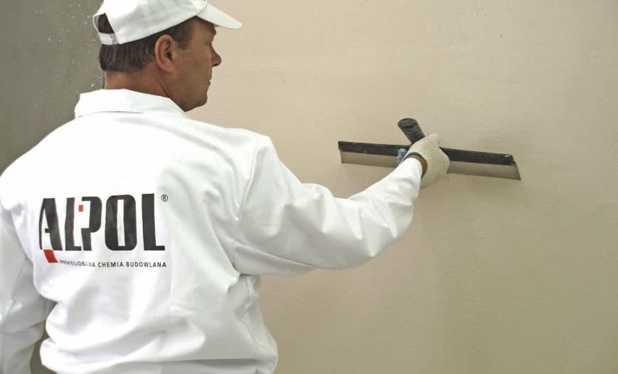 Jak wykonać gładzie i tynki dekoracyjne?