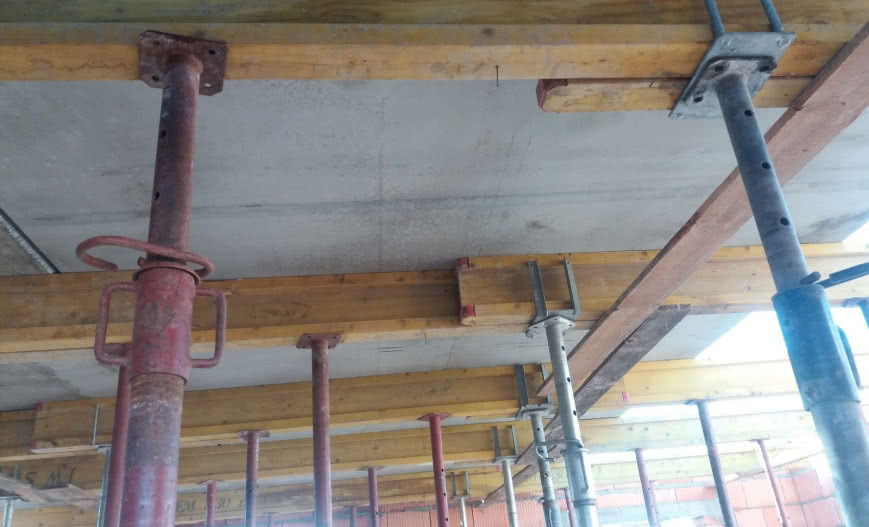Wzmocnienie starych konstrukcji stropowych