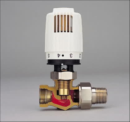 Fot. 1. Zawory i głowice termostatyczne to typowa armatura grzejników. Nie da się prawidłowo wyregulować instalacji, bez uwzględnienia ich wpływu. (fot. Herz).