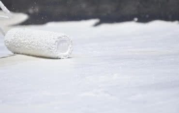 Płynna hydroizolacja: nowoczesne rozwiązanie dla dachów nowych i remontowanych