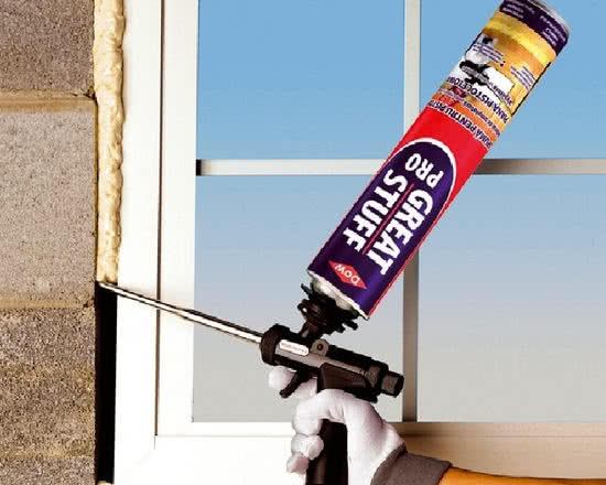 Pianka GREAT STUFF PRO Gaps and Cracks