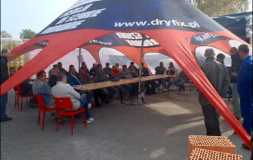 Wiosenna edycja Mobilnego Centrum Szkoleniowego Porotherm DRYFIX