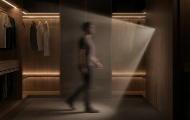 Dyskretne sterowanie oświetleniem w meblach - przegląd nowoczesnych rozwiązań