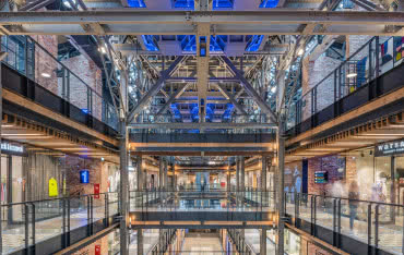 Oryginalna realizacja Dandav w Elektrowni Powiśle Warszawa