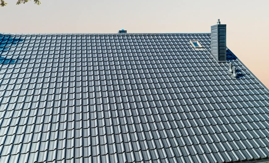 Jak wykorzystać odpady po kryciu dachu blachą?