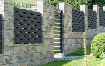 Ogrodzenia modułowe w praktyce. Szybki montaż i nowoczesny design