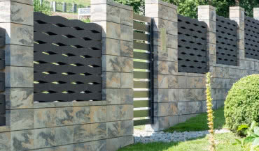 Ogrodzenia modułowe w praktyce. Szybki montaż i nowoczesny design