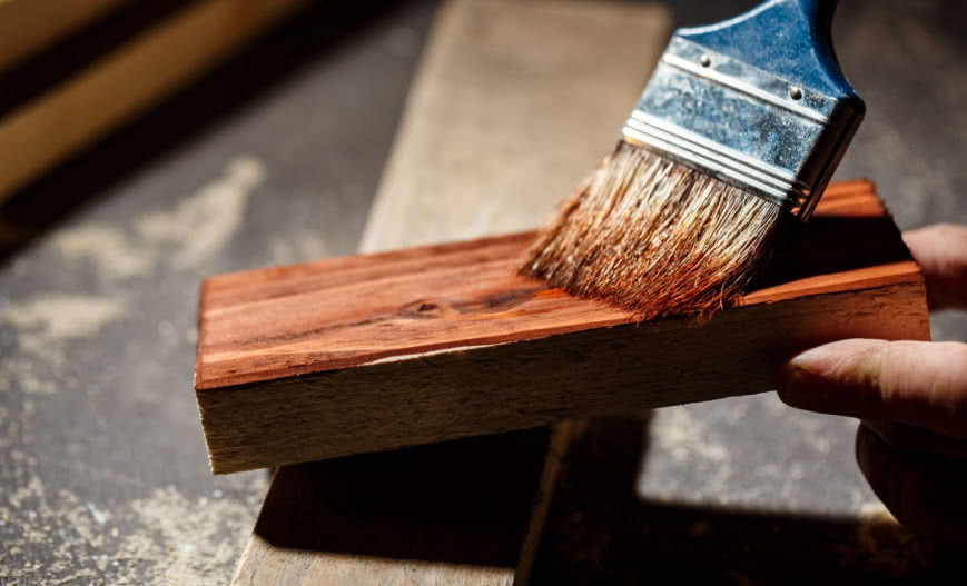 Impregnacja drewna krok po kroku. Czym jest i dlaczego warto?