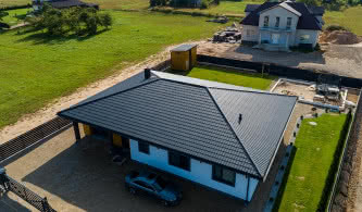 Dach kopertowy – konstrukcja, wady i zalety pokrycia czterospadowego