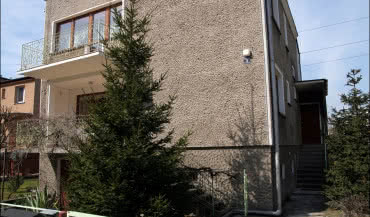 Jaka elewacja dobrze zabezpieczy ściany przed zmiennymi warunkami atmosferycznymi?